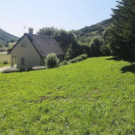 Chaleureux Avec Cheminée Au Pied Du Puy Mary *