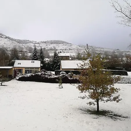 Chaleureux Avec Cheminée Au Pied Du Puy Mary Hébergement de vacances *