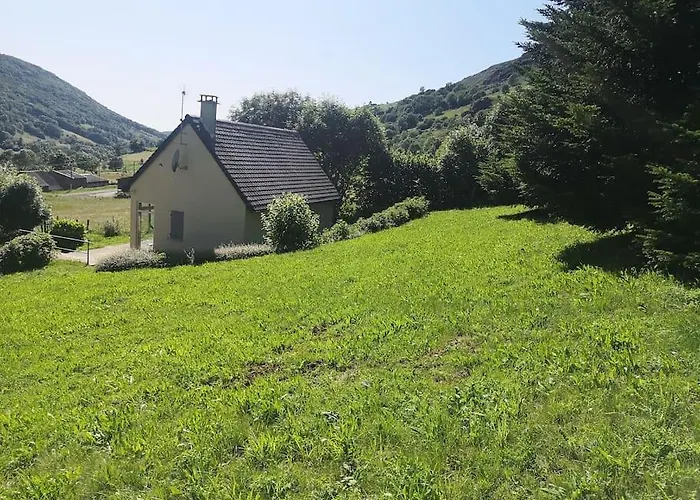 Chaleureux Avec Cheminee Au Pied Du Puy Mary *