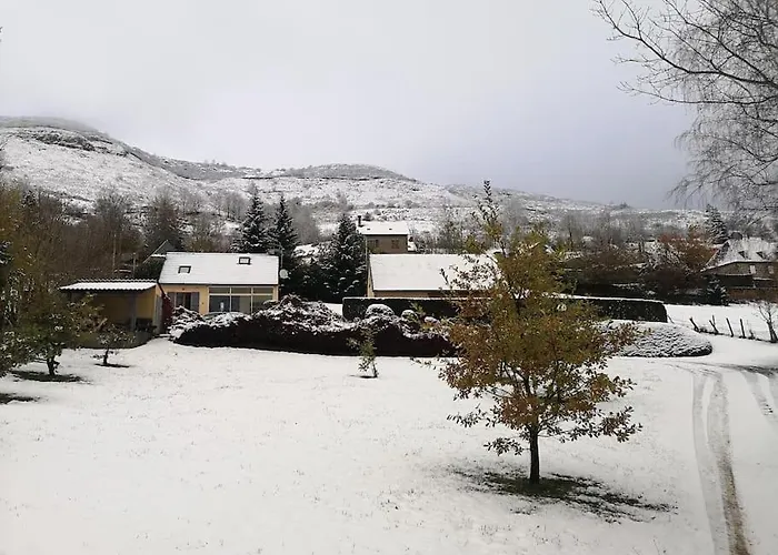 Chaleureux Avec Cheminee Au Pied Du Puy Mary Ferienhaus *